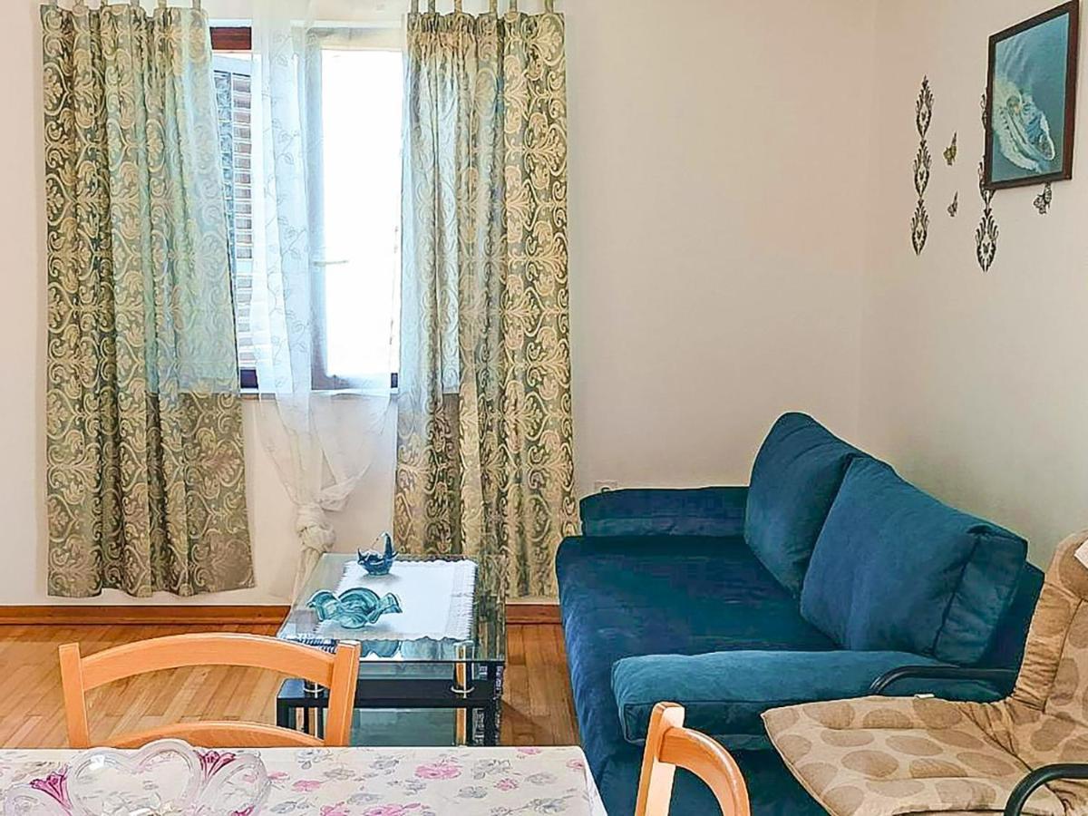 Apartment Kuki - PRC159 Porec Bagian luar foto