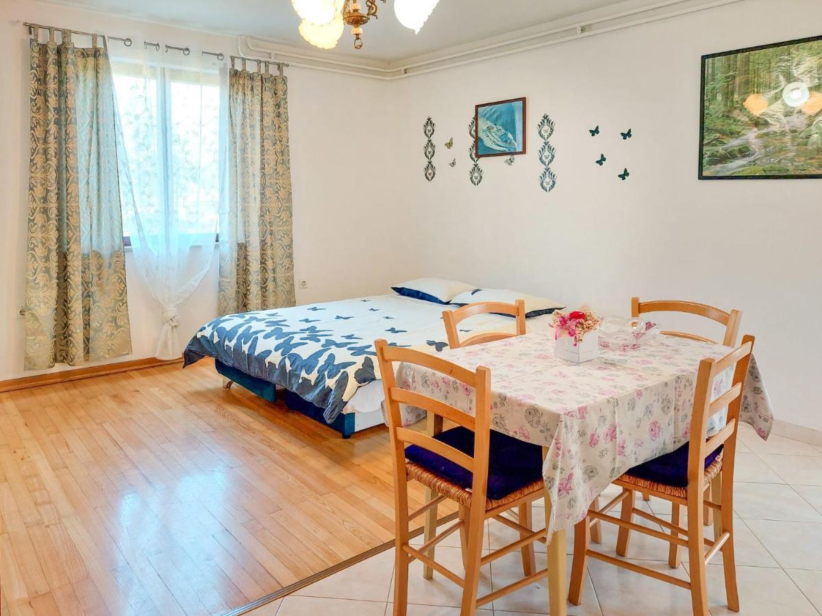 Apartment Kuki - PRC159 Porec Bagian luar foto